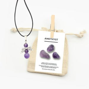 Amethyst Glücksengel Anhänger mit Lederband im Jutebeutel und Beschreibungskarte