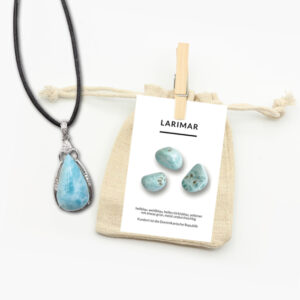 Larimar Anhänger mit Lederband und Beschreibungskarte