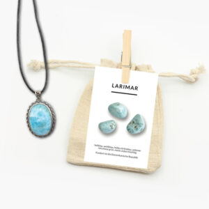 Larimar Anhänger mit Lederband und Beschreibungskarte