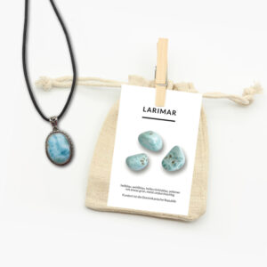 Larimar Anhänger mit Lederband und Beschreibungskarte