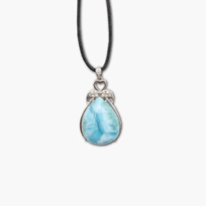 Larimar Anhänger in 925 Sterling Silber gefasst mit Lederband